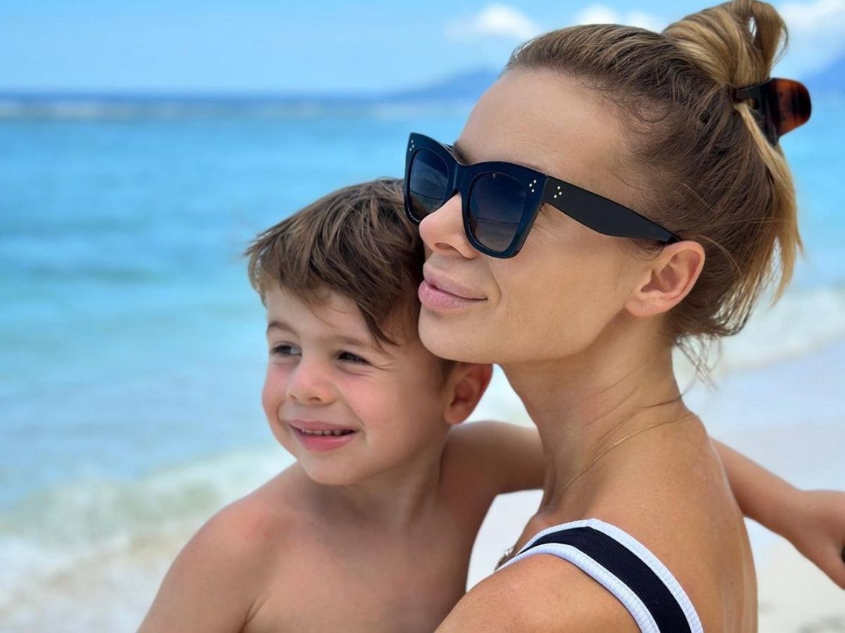 Izabela Janachowska z synem na wakacjach