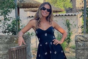 Anna Lewandowska w sukience z Zary i sandałach Celine za 3 tys