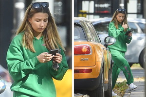 Julia Wieniawa miała problem z autem na środku ulicy