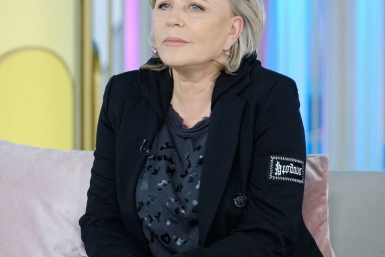 Krystyna Janda w czarnej marynarce