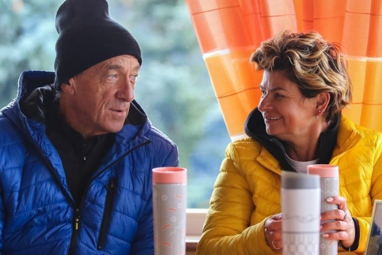 Sanatorium miłości: Zbyszek w niebieskiej kurtce, Janina w żółtej kurtce