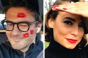 Anna Mucha w czarnym golfie, Kuba Wojewódzki w samochodzie