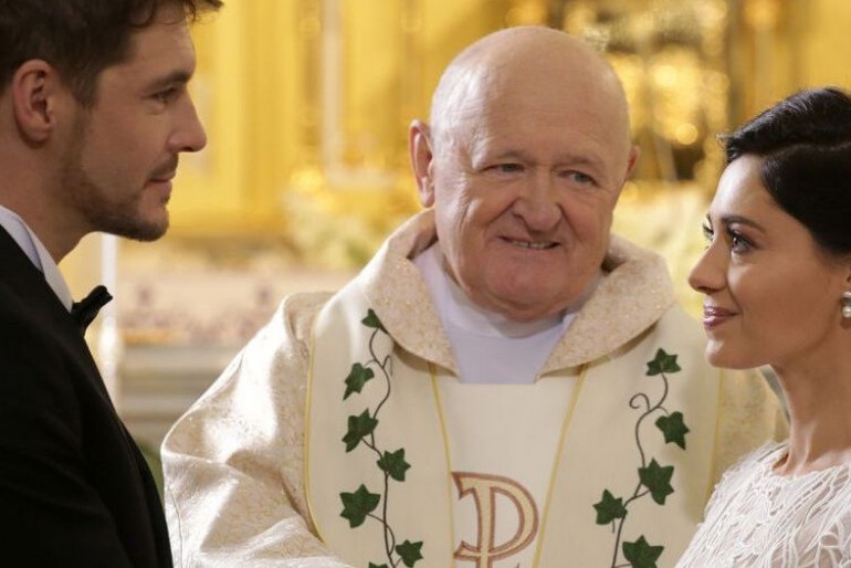 Adriana Kalska i Mikołaj Roznerski na planie M jak miłość