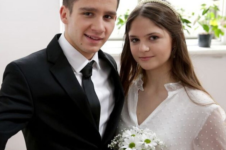 Krystian Domagała i Monika Mielnicka na planie M jak miłość