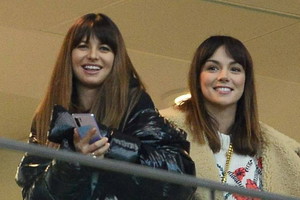 Anna Lewandowska i Paulina Krupińska na meczu Polska-Słowenia