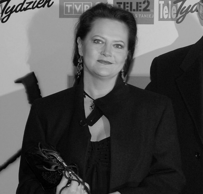 Hanna Polk - czarno białe zdjęcie aktorki