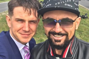 Antoni Królikowski na planie filmu Patryka Vegi