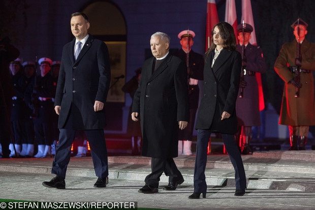 Ods?oni?cie pomnika Lecha Kaczy?skiego w Warszawie