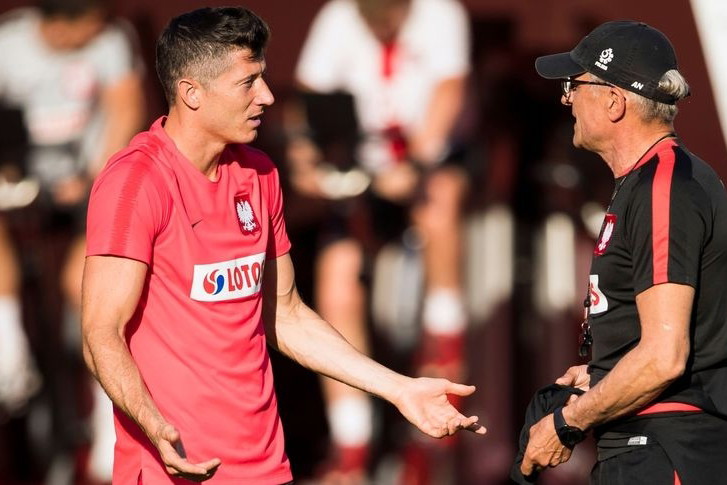 Robert Lewandowski i Adam Nawałka na treningu kadry przed meczem z Kolumbią