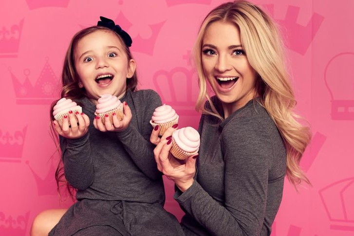 Barbara Kurdej-Szatan z córką w reklamie marki Sugarfree