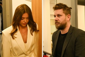 Joanna Opozda i Antoni Królikowski spotkali się w sądzie. Powiało chłodem