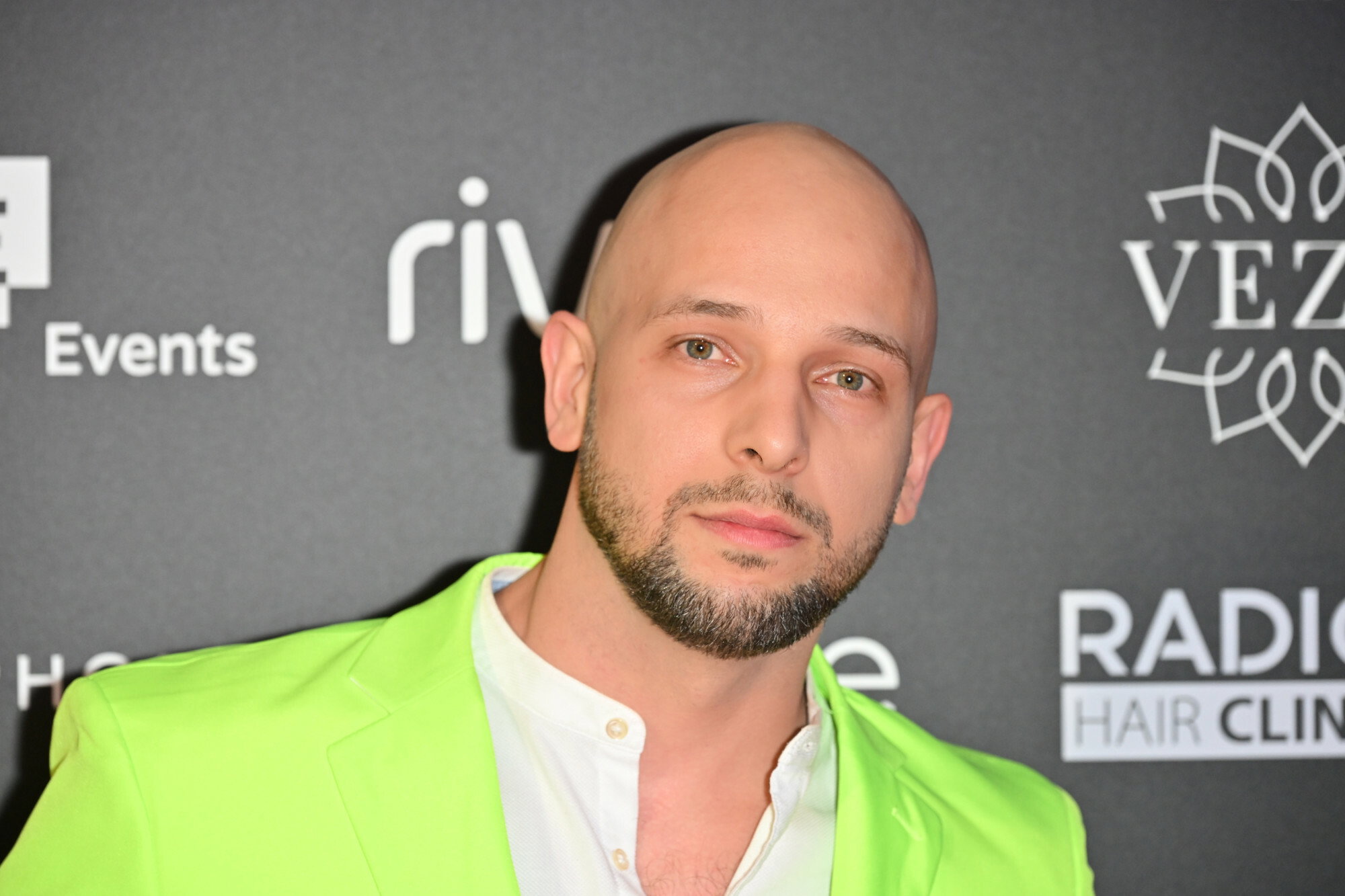 Maciej Pela zdradził, kto spłaca kredyt na dom. Mówi o problemach