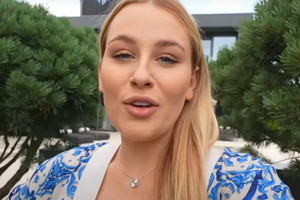 Andziaks pokazała nowe zdjęcie i rozpętała się burza. Fani zwrócili uwagę na jeden szczegół fot. YouTube/Andziaks