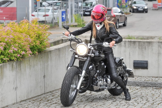 2017.06.23 WarszawaMarcelina Zawadzka na motocykluFOT KS/AF EOS
