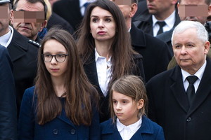 Prokuratura zbada czy córki Marty Kaczyńskiej zostały znieważone