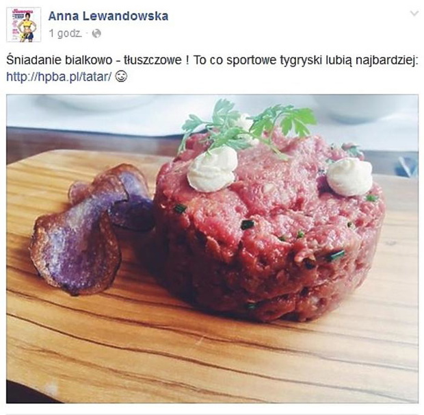 anna-lewandowska-wdala-sie-w-dyskusje-z-fanka-na-facebooku-349698-1X700-2e667b9