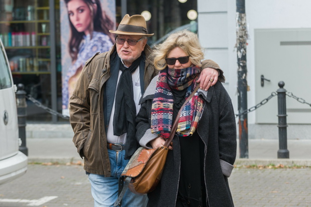 Jan Nowicki z ?on?  przed studiem Dzie? dobry TVN