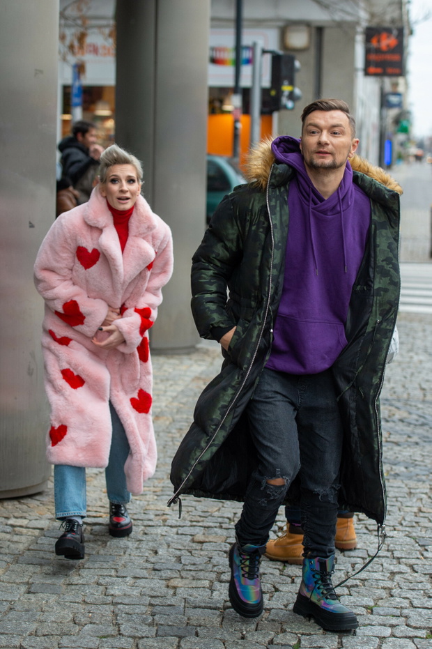 Sylwia Grzeszczak i Liber  przed studiem Dzie? dobry TVN
