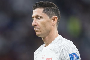 Robert Lewandowski żegna Pelego