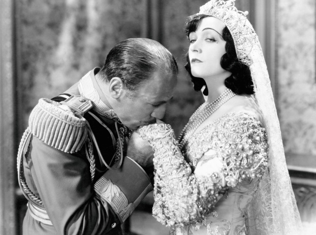A WOMAN COMMANDS, from left, Roland Young, Pola Negri, 1932