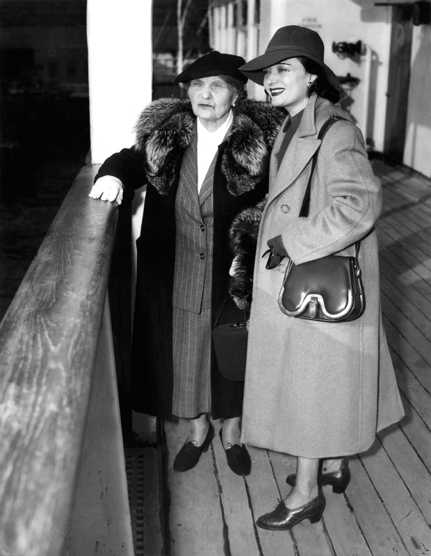 From left, Eleanora Chalupiec, her daughter, Pola Negri, arriving in the U.S., on the S.S. Excalibur