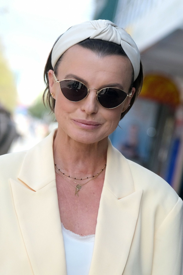 Katarzyna Soko?owska przed studiem Dzie? Dobry TVN
