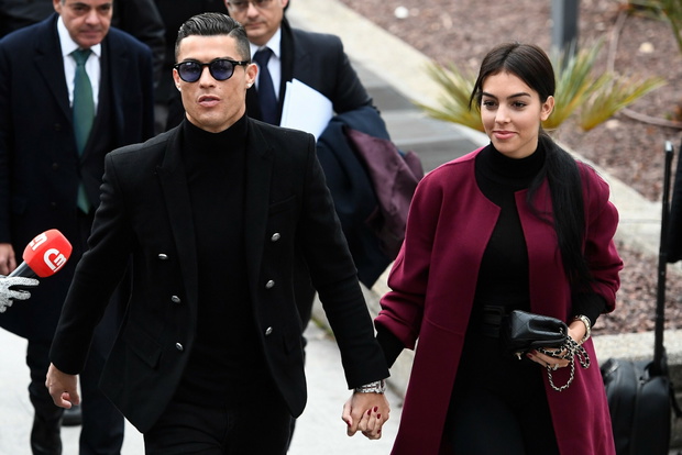 Cristiano Ronaldo i Georgina Rodriguez w drodze do s?du