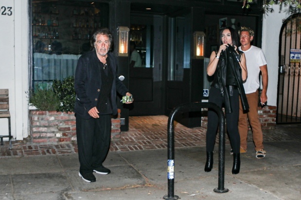 Al Pacino i Noor Alfallah przed restauracj?