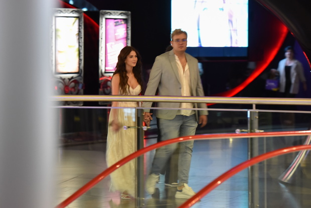 2023.07.27 Warszawa
Roksana Wegiel z partnerem
FOT EXCLUSIVE2
