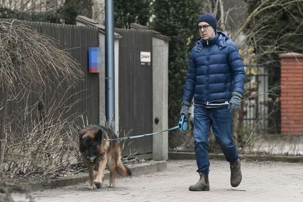 2023.03.05 WarszawaMaciej Kurzajewskki z psemFOT TER1/AF EOS