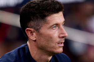 Robert Lewandowski pouczany przez hiszpańskie media za jazdę Bentley'em wartym 1,5 miliona złotych