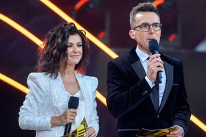 Katarzyna na festiwalu w Opolu 2022 w szortach AKPA Piętka Mieszko 00