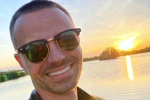 Marcin Hakiel pokazała zdjęcie z kobietą, internauci komentują piękna para