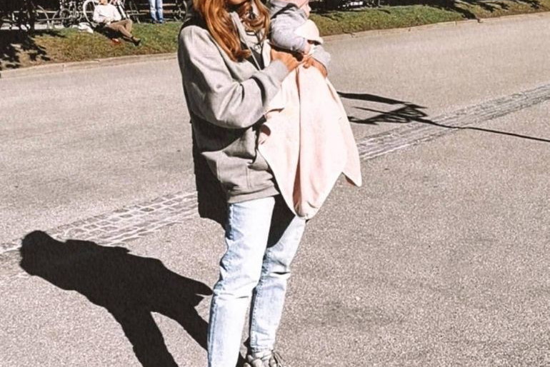 Anna Lewandowska w czapce Acne