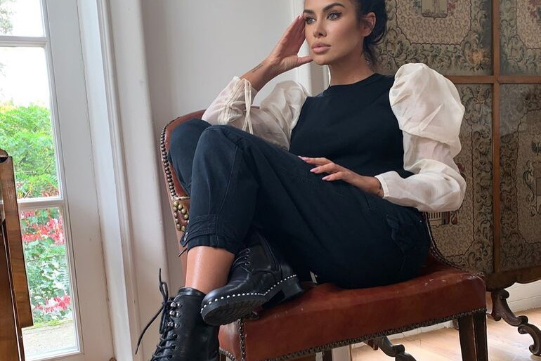 Natalia Siwiec w bluzce z Zary