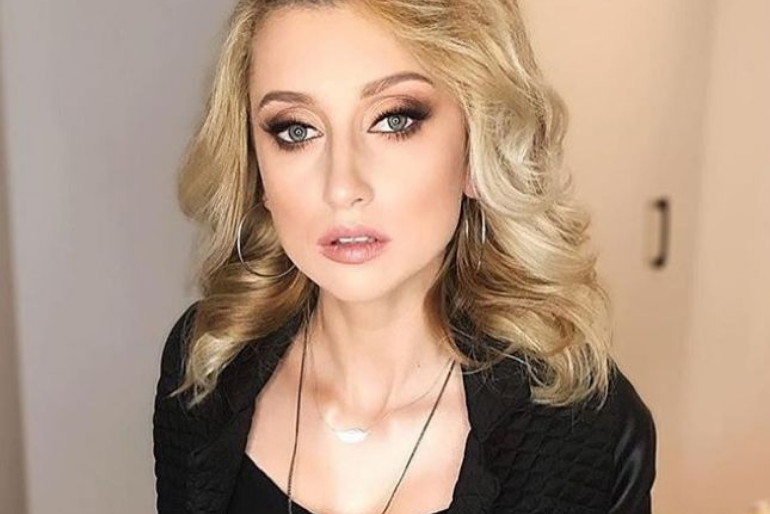 Justyna Żyła w mocnym makijażu