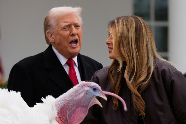 Melania i Donald Trump podczas ceremonii ułaskawienia indyków w Białym Domu