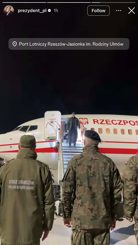 Karol Nawrocki zaskoczył strojem na lotnisku w Rzeszowie