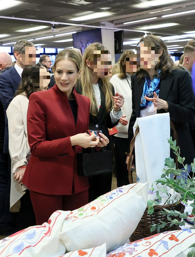 Marta Nawrocka na Kiermaszu Dobroczynnym