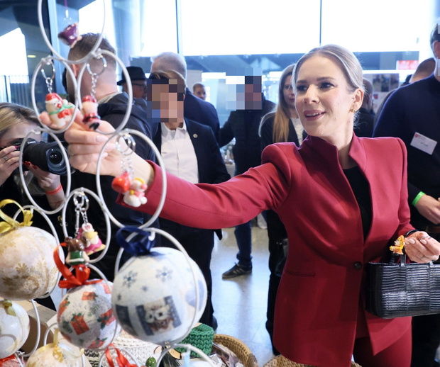 Marta Nawrocka na Kiermaszu Dobroczynnym