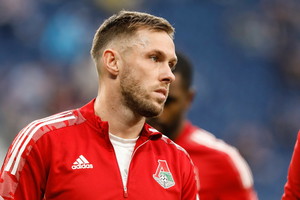 Maciej Rybus po rozwodzie pokazał synów na czerwonym dywanie
