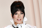 Stylizacje na Boże Narodzenie w stylu Kris Jenner. Idealne dla dojrzałych kobiet