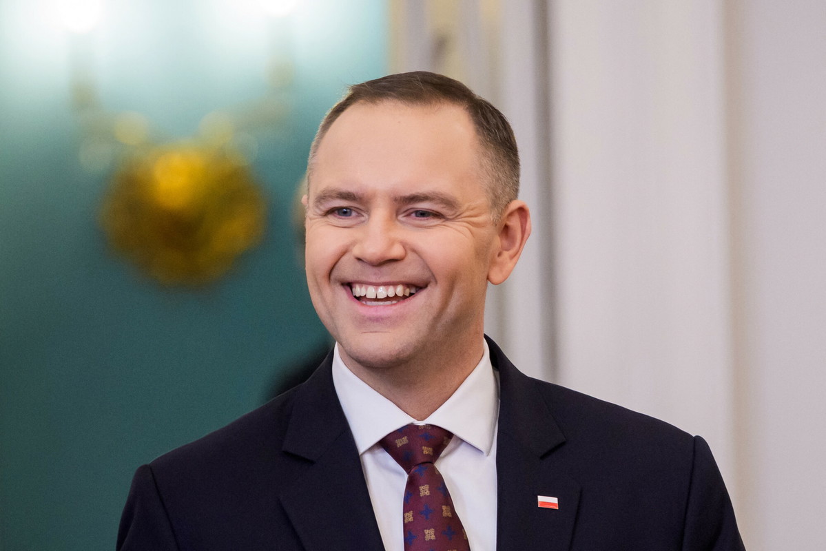 Karol Nawrocki najwyższy w historii prezydent Polski. Ma 186 cm