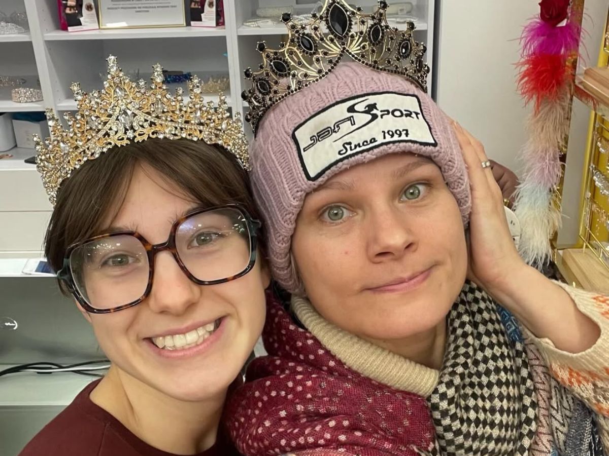 Córka Piotra Gąsowskiego i Anny Głogowskiej szykuje się na studniówkę. Tak dziś wygląda 18-letnia Julia