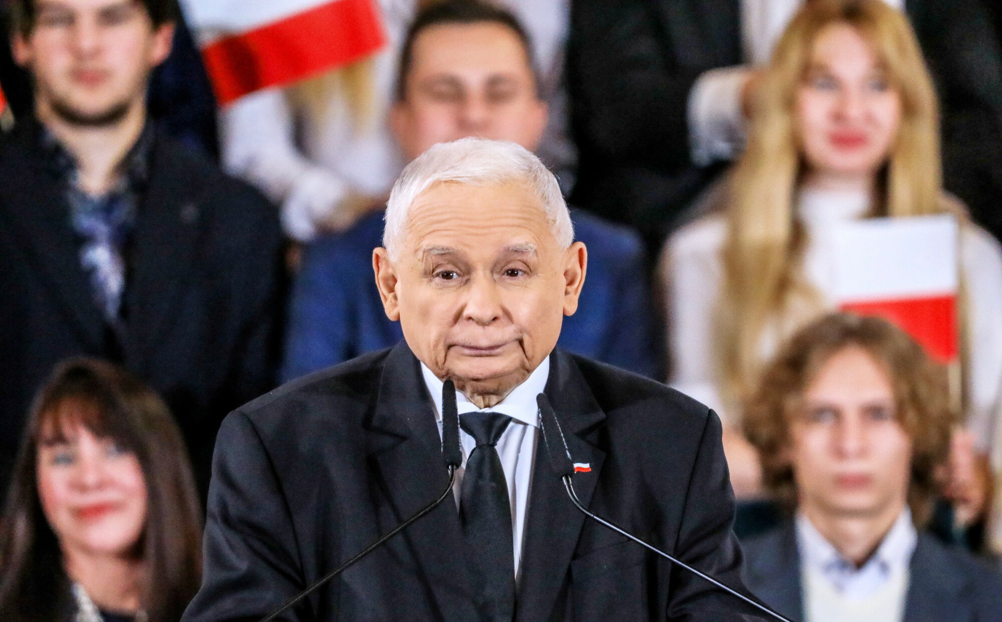 Jarosław Kaczyński w szpitalu – co się dzieje z prezesem PiS?