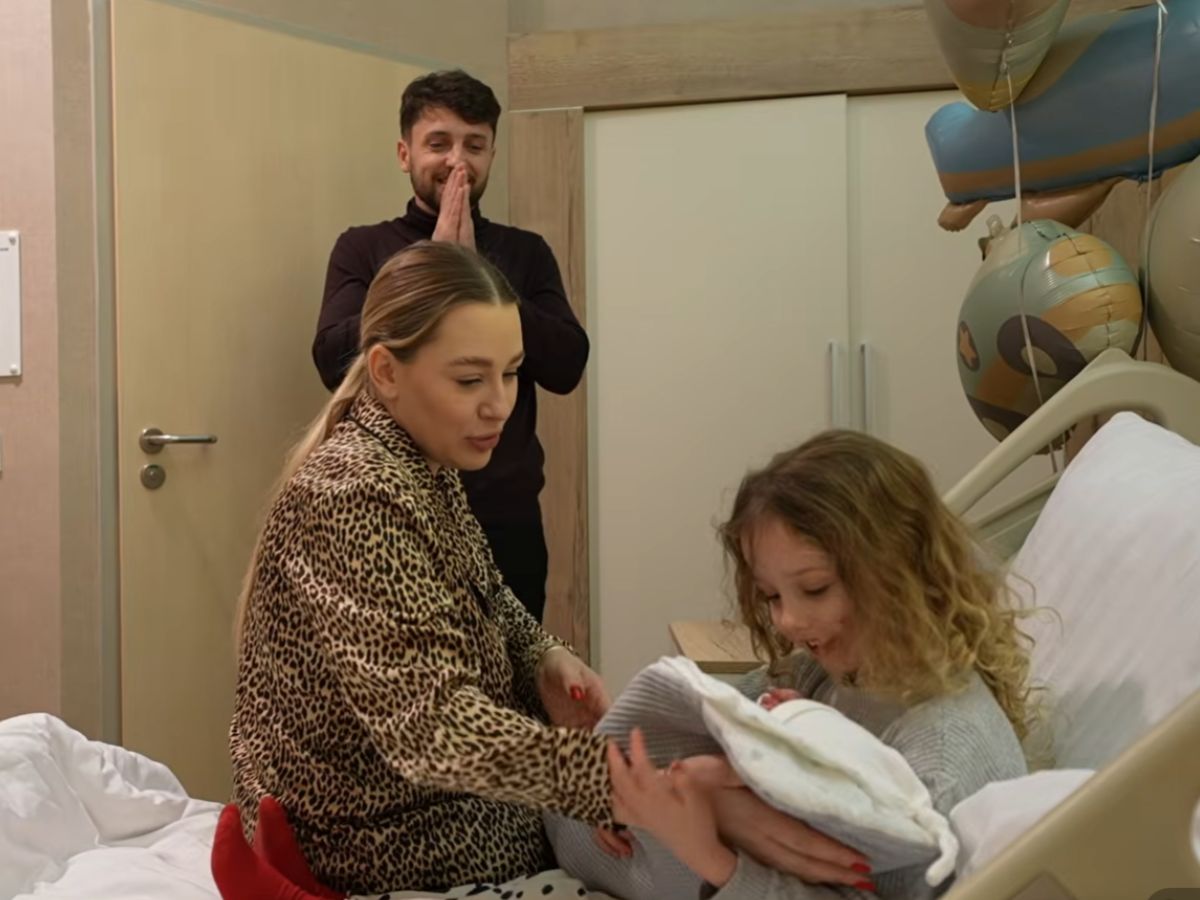 Andziaks pokazała pierwsze spotkanie Charlie z braciszkiem