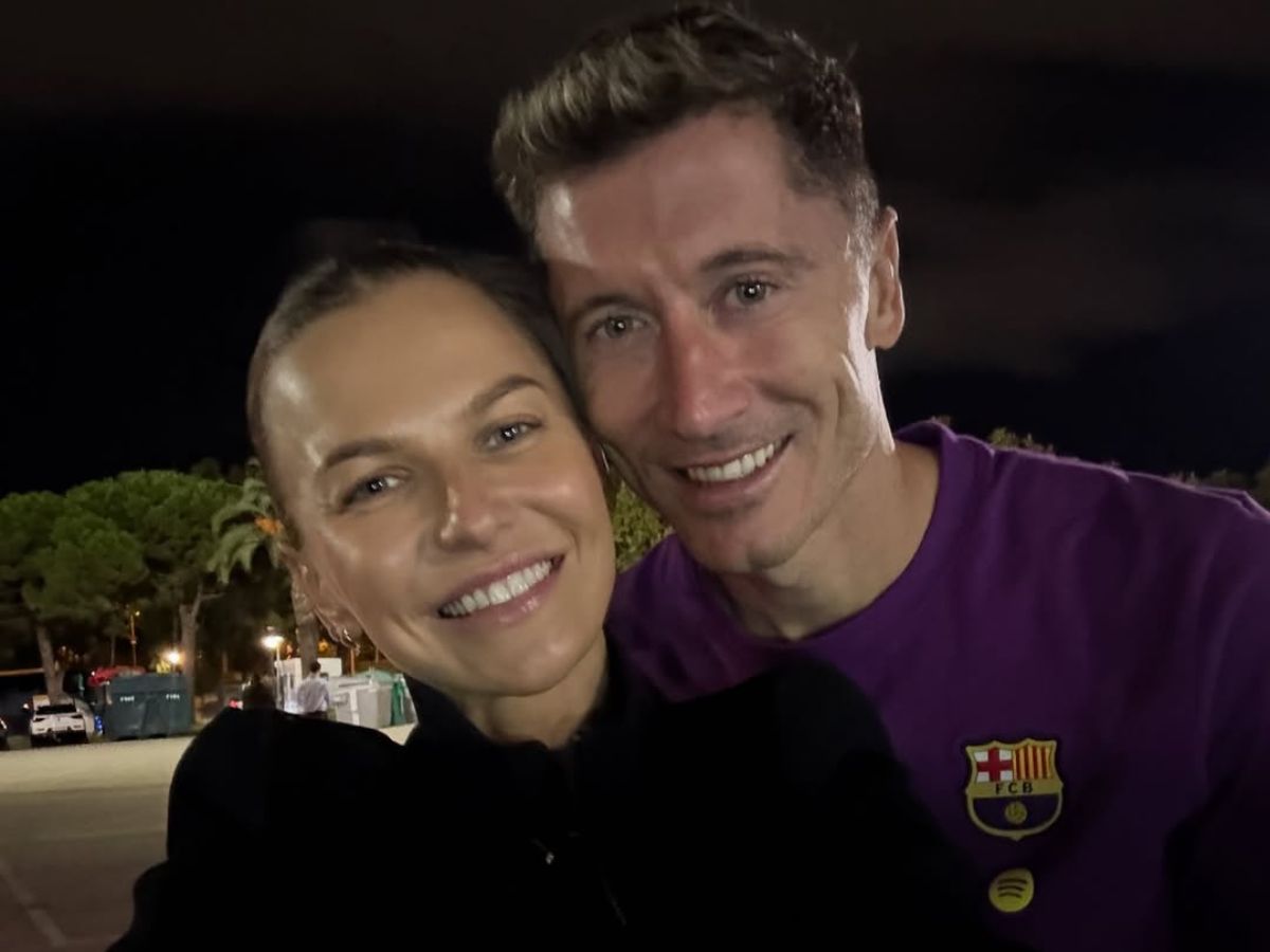 Anna Lewandowska pokazała wyjątkowe zdjęcie z mężem i córkami