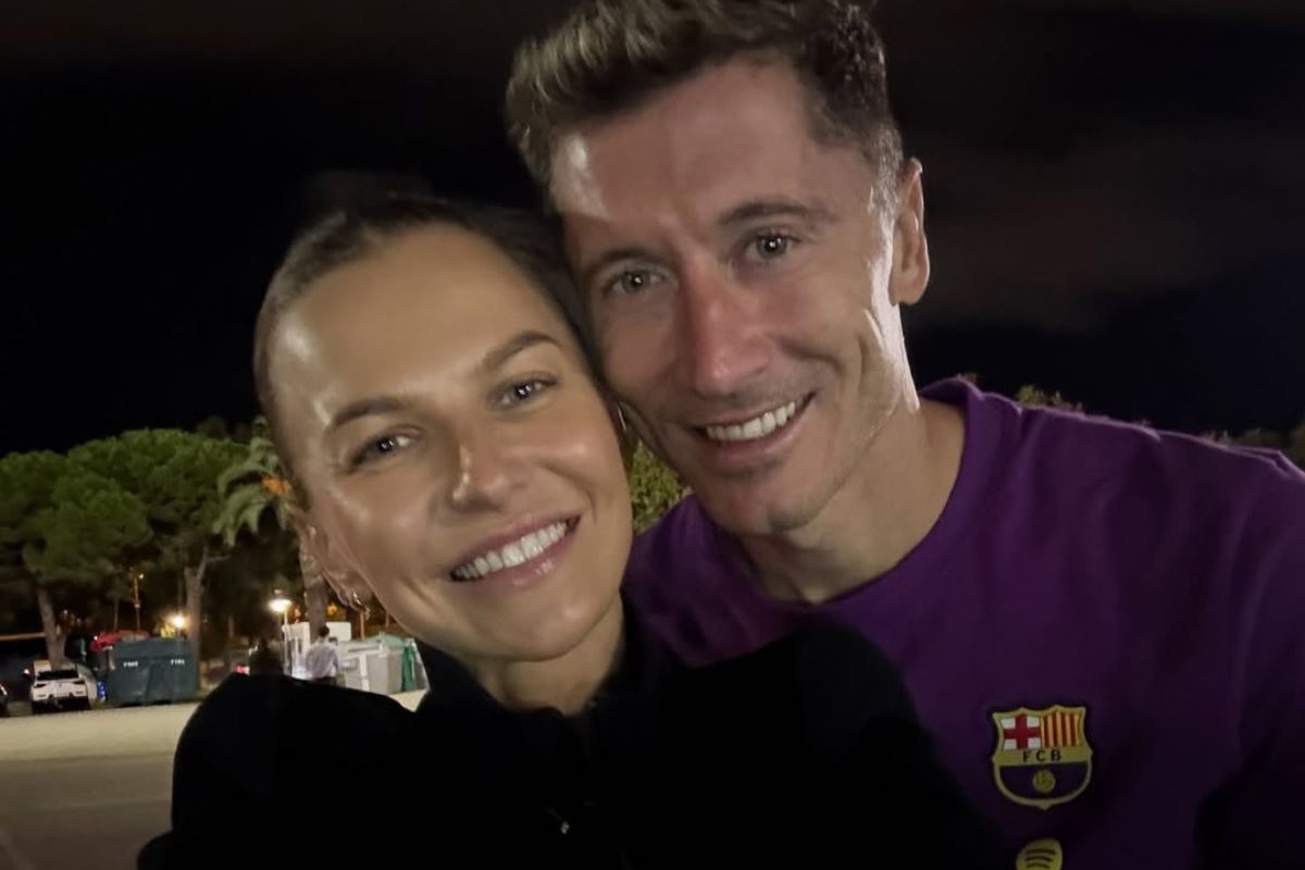 Anna Lewandowska pokazała wyjątkowe zdjęcie z mężem i córkami