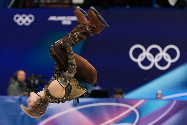 Ila Malinin zdobył złoto na igrzyskach olimpijskich. Medal oddał kotce