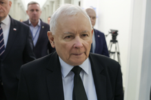 Jarosław Kaczyński opuścił szpital. Teraz wszyscy zastanawiają się nad jednym